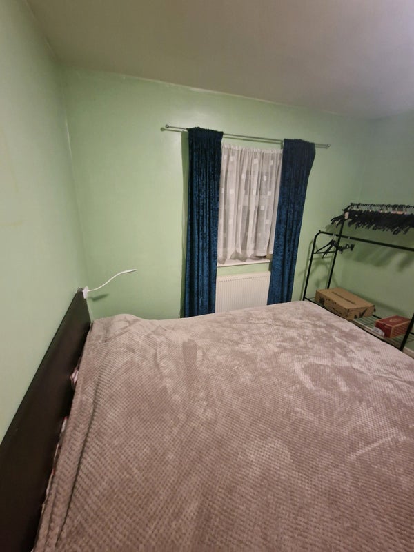 Room Swancote Road in Birmingham