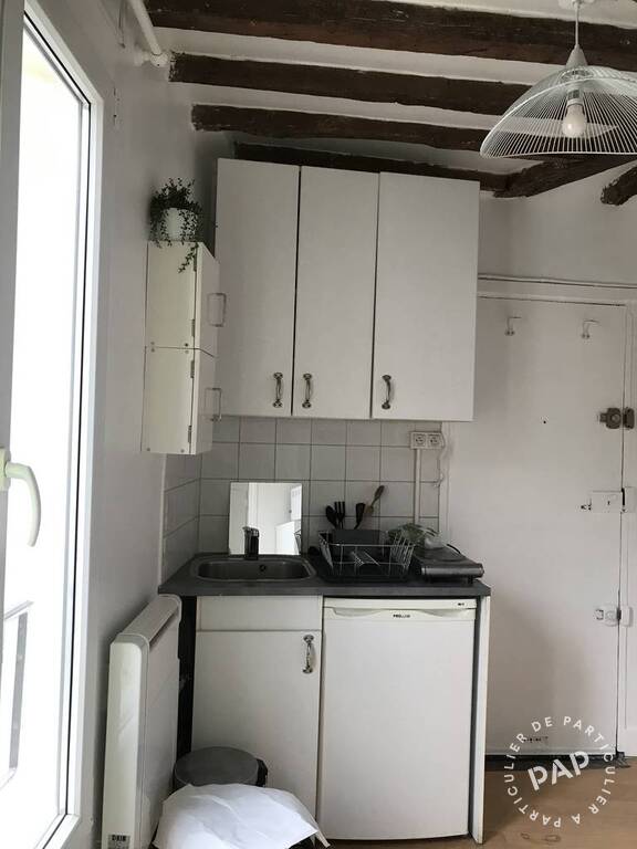 Flat Rue Beauregard in Paris