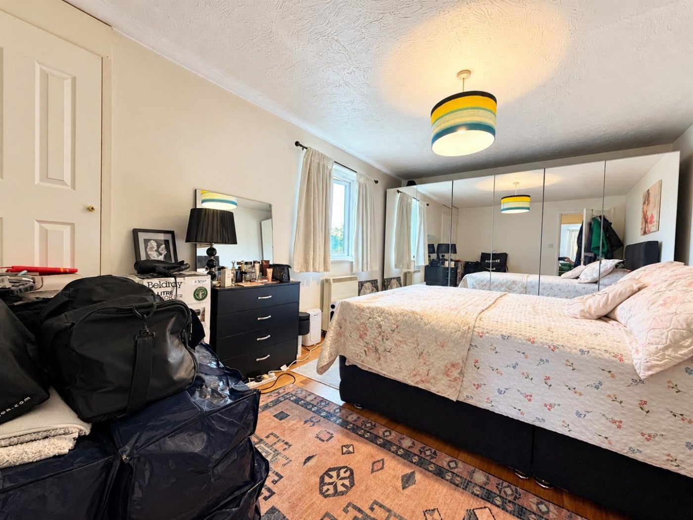 Flat Upton Close in Greater London