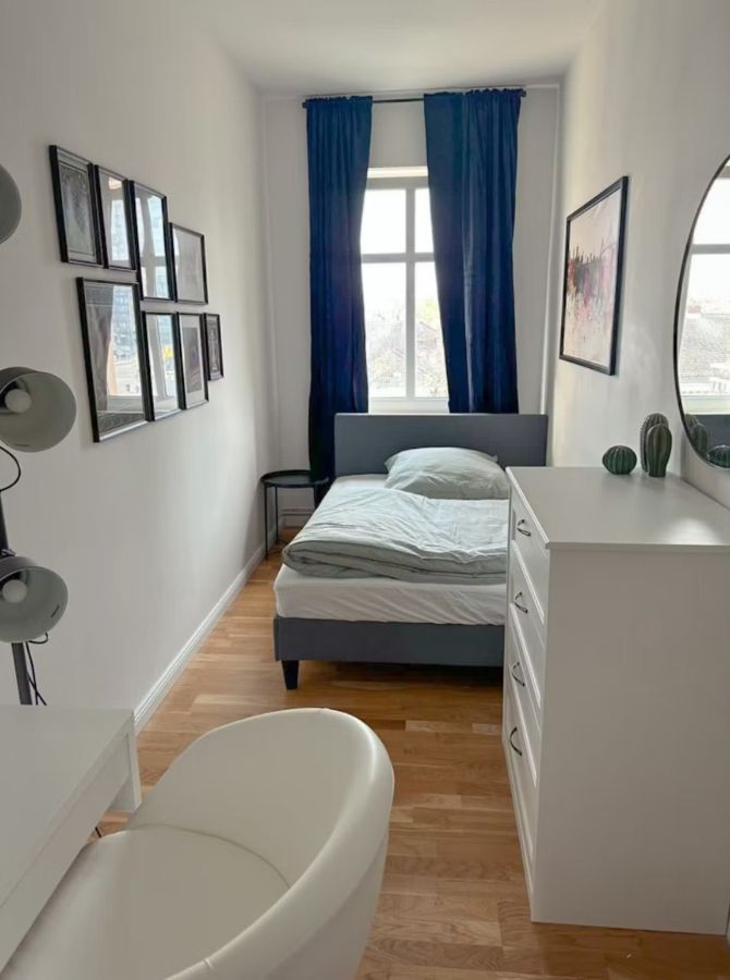 Zimmer Revaler Straße in Berlin