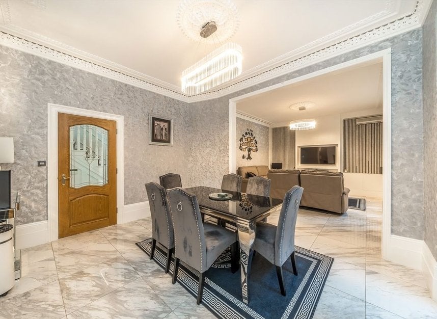 House Woolstone Road in Greater London