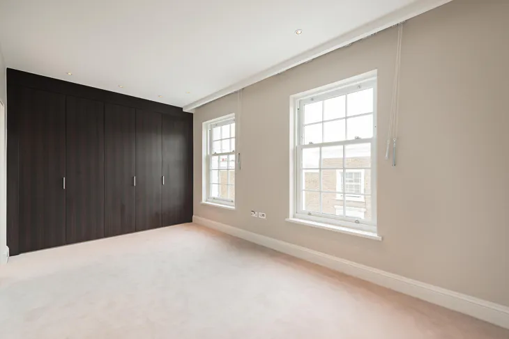 House Radnor Walk in Greater London
