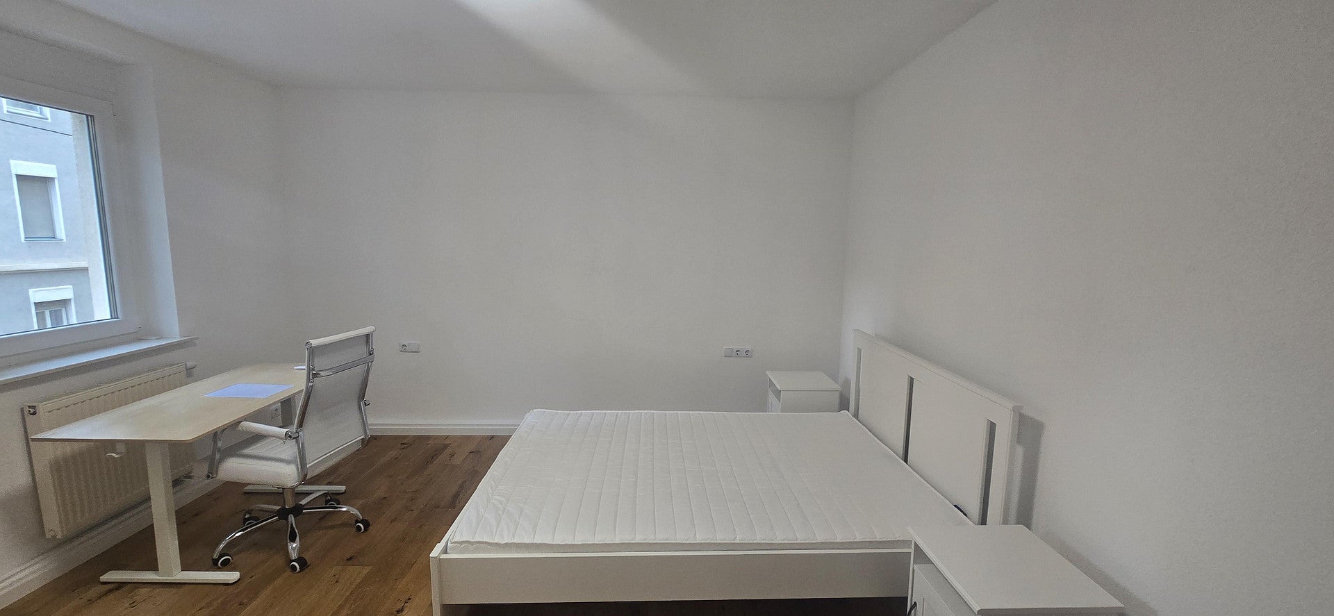 Zimmer Duisburger Straße in Stuttgart