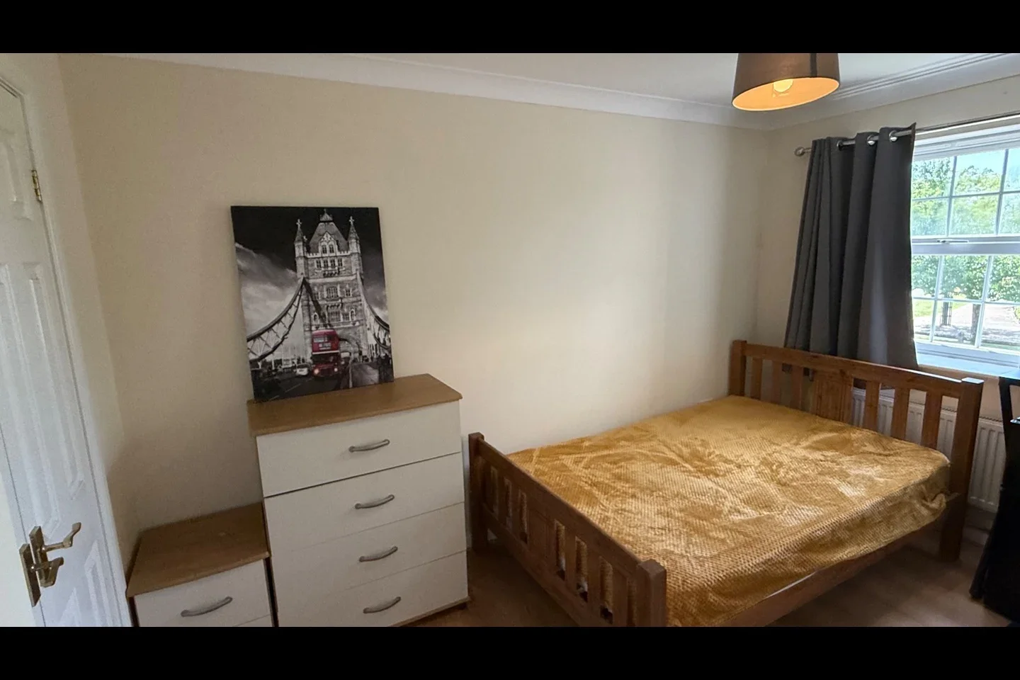 Room Eagle Way in Peterborough