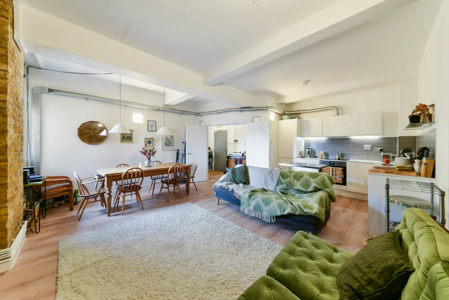 Flat Tyssen Street in London