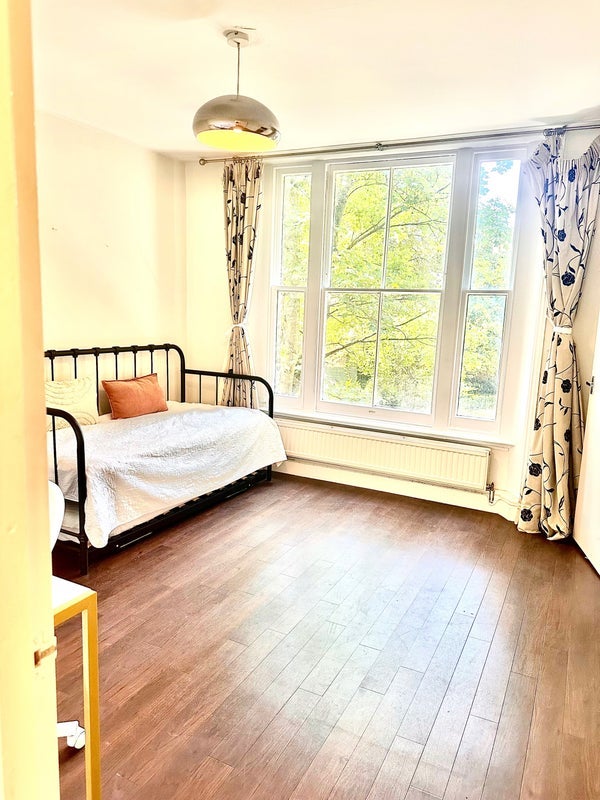 Flat Greenwich South Street in Greater London