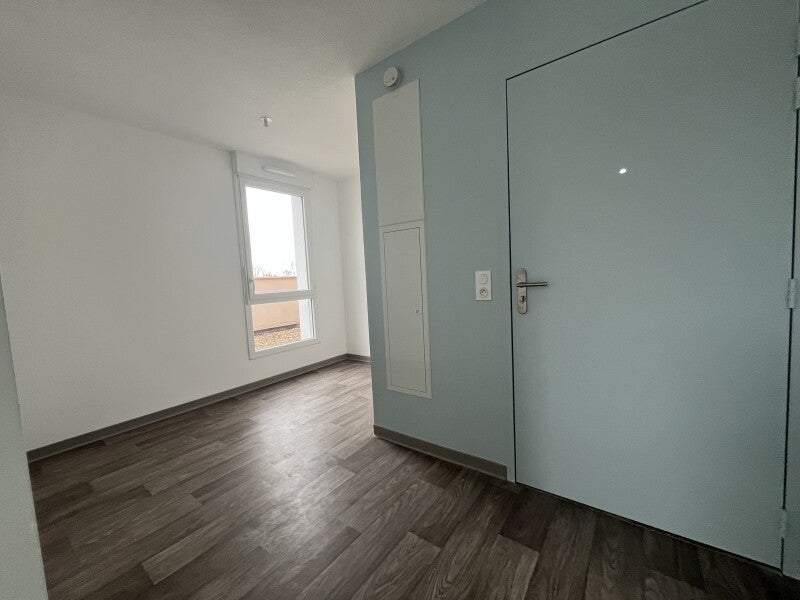 Flat Rue de Pîtres in Franqueville-Saint-Pierre