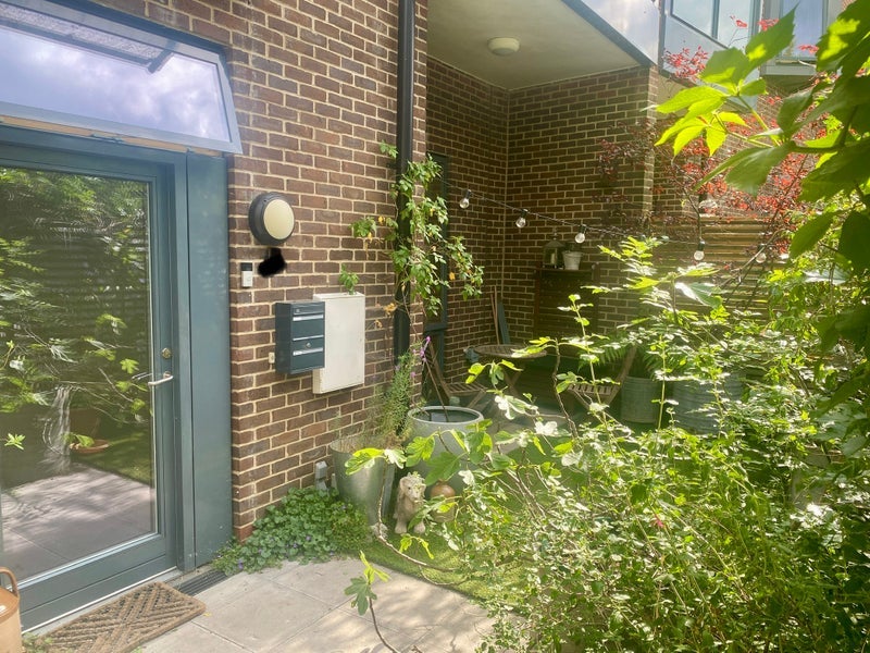 Flat Langham Road in Greater London