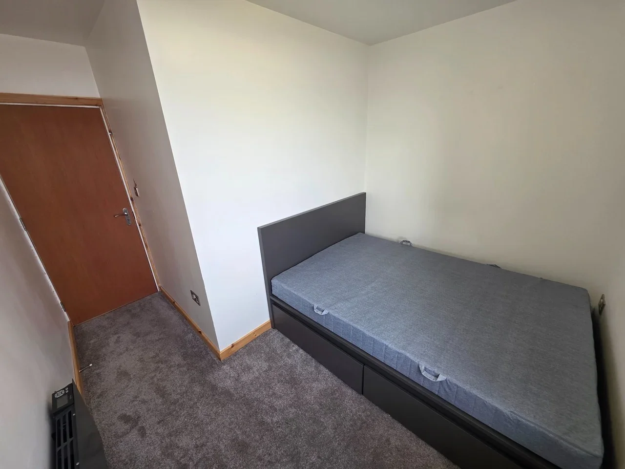 Room Eccles New Road in Salford