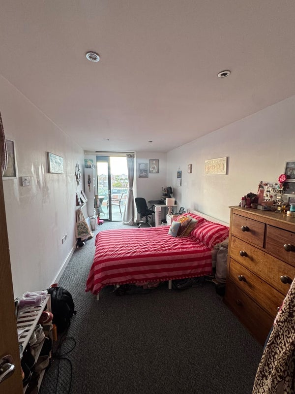 Flat Dalston Square in Greater London