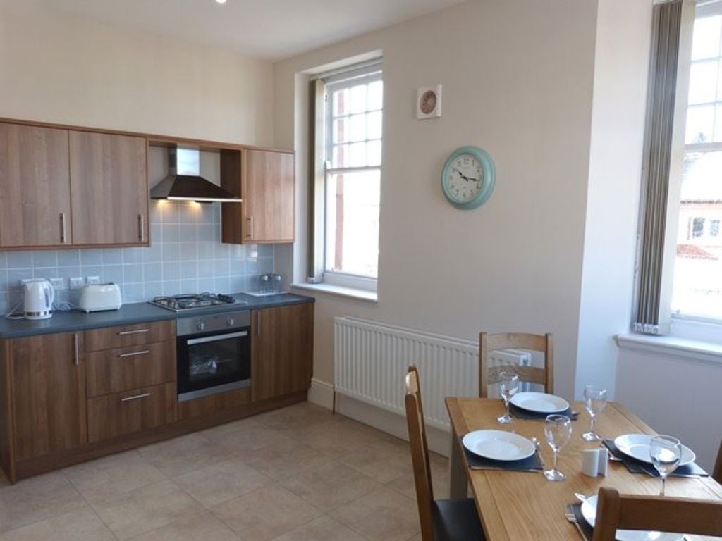 Flat Victoria Road in Barrow-in-Furness