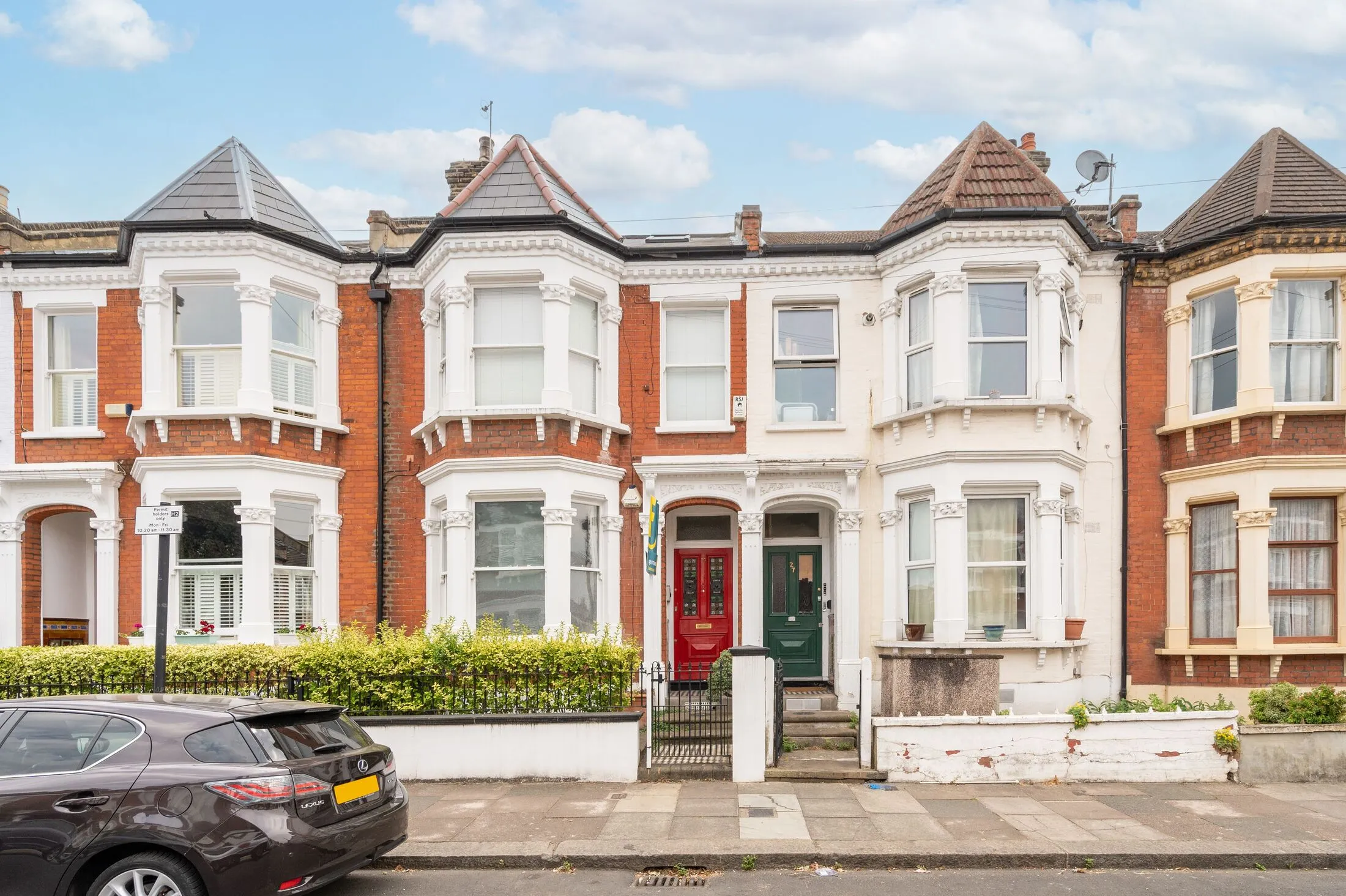 Flat Gosberton Road in Greater London