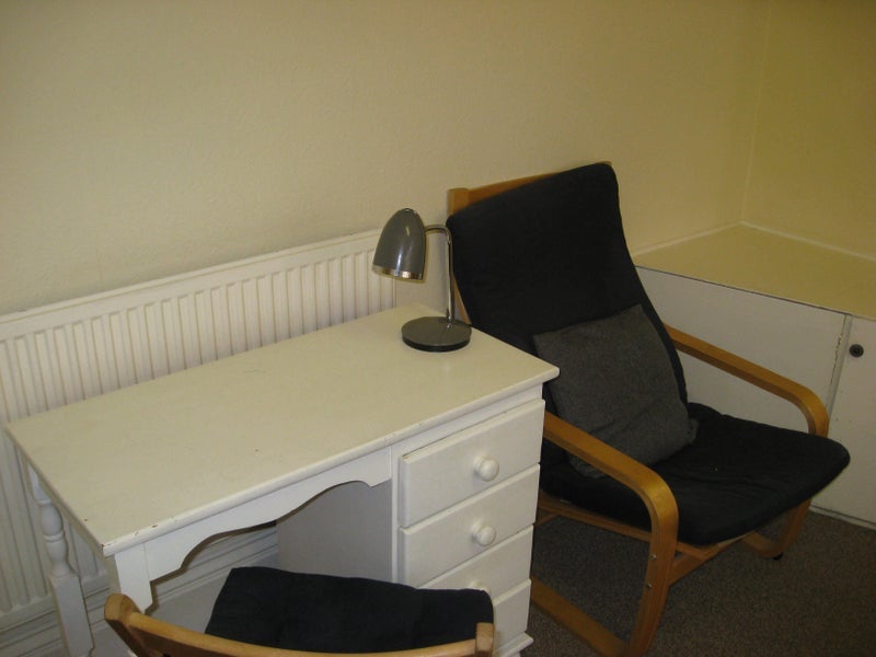 Room Estcourt Terrace in Leeds