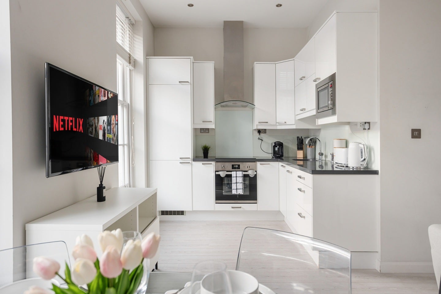 Flat Queensway in City of Westminster