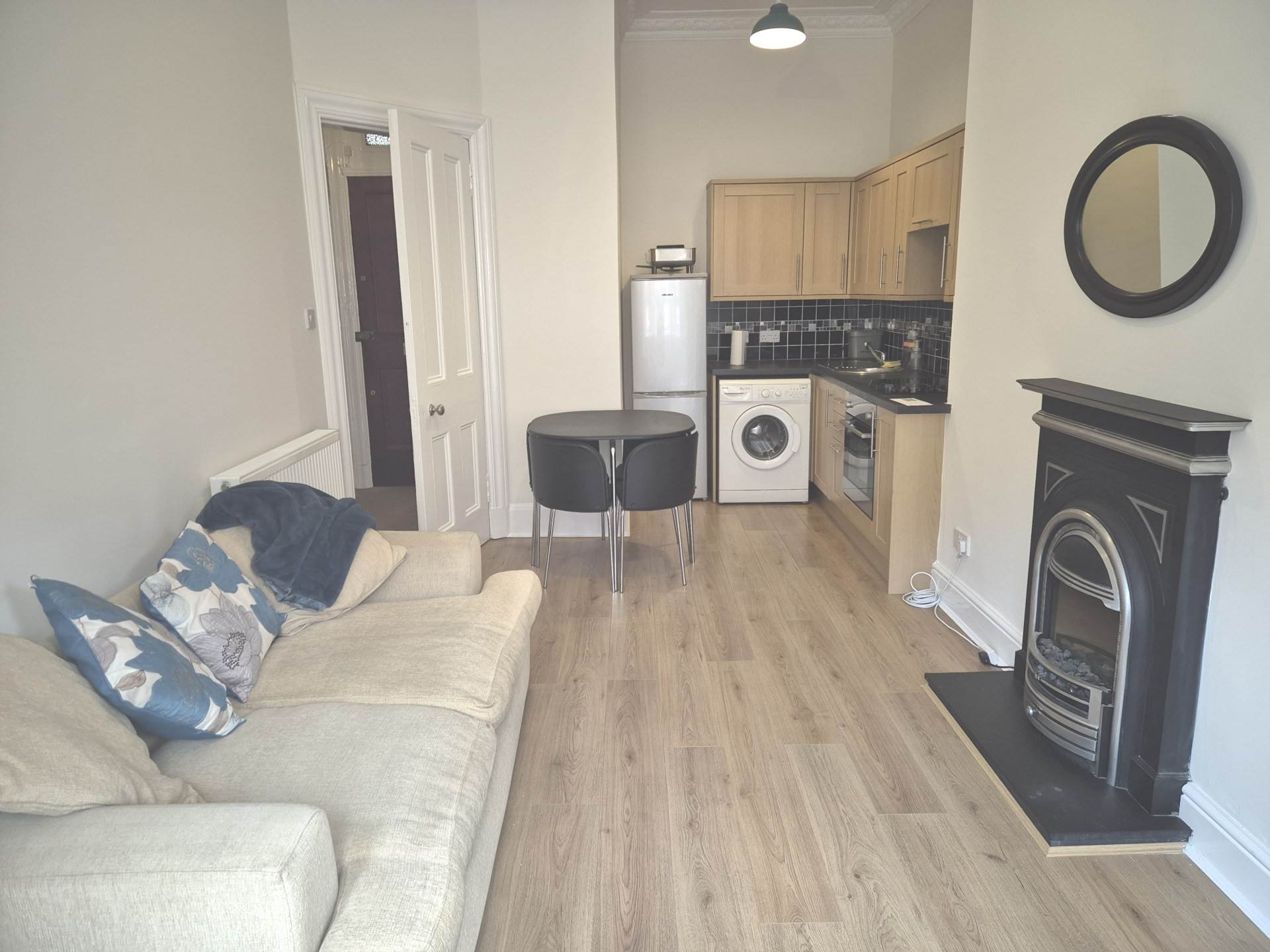 Flat Waverley Street in Glasgow