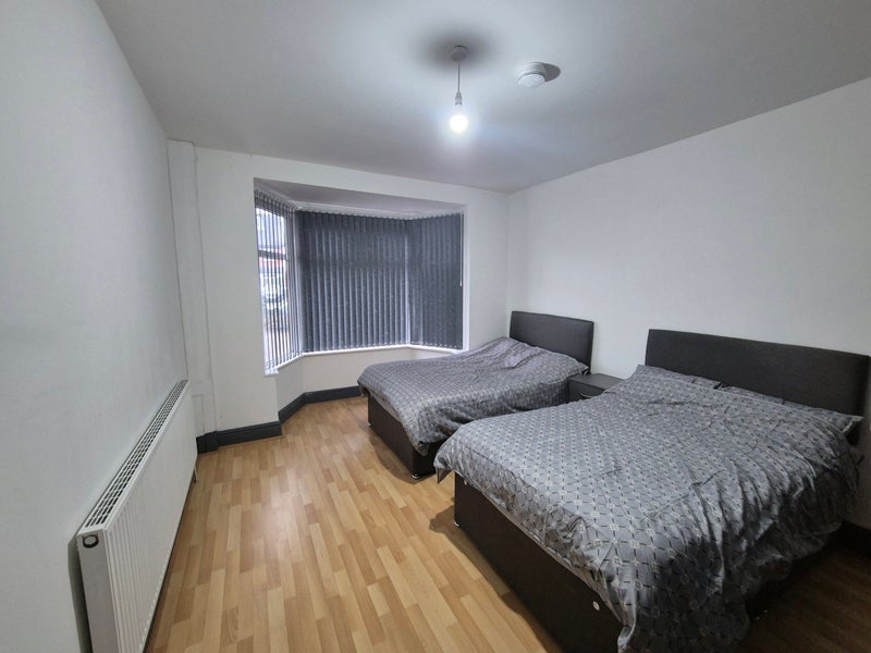 Room Belchers Lane in Birmingham
