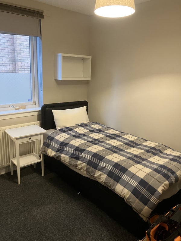 Room Craigend Park in City of Edinburgh