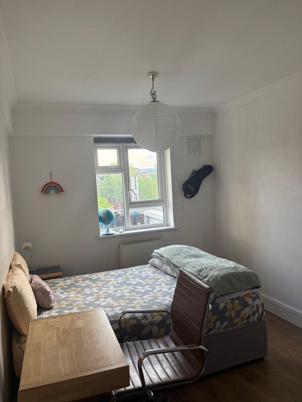Room Great Suffolk Street in Greater London