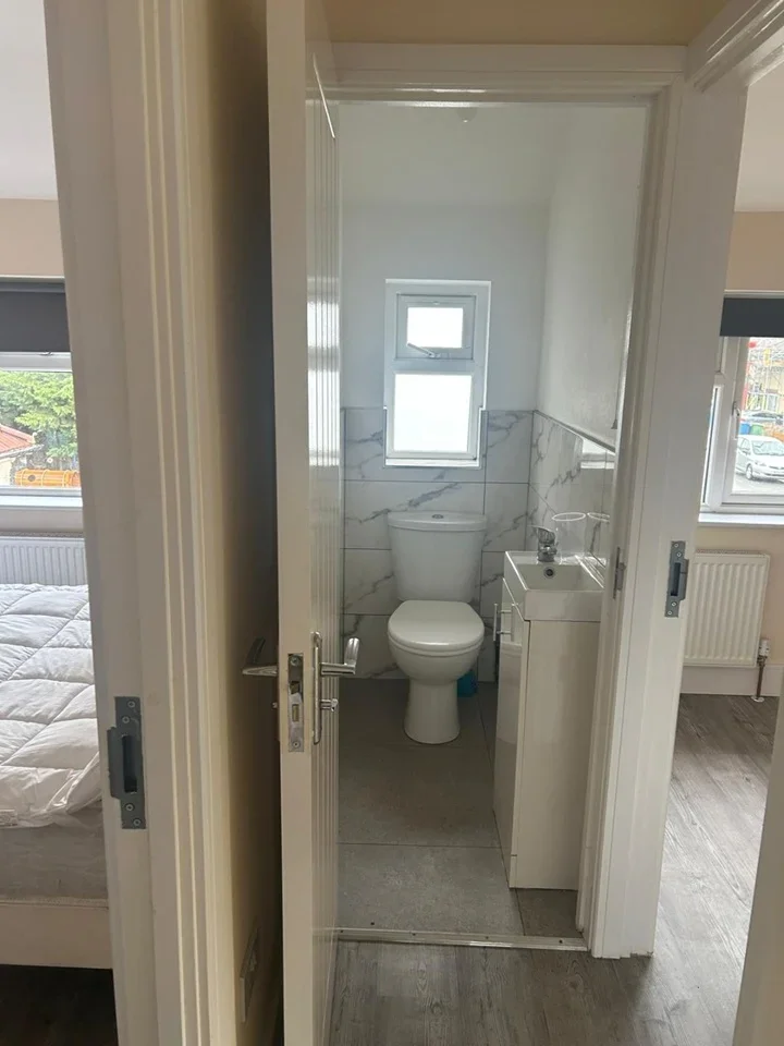 Room Nelson Road in Greater London