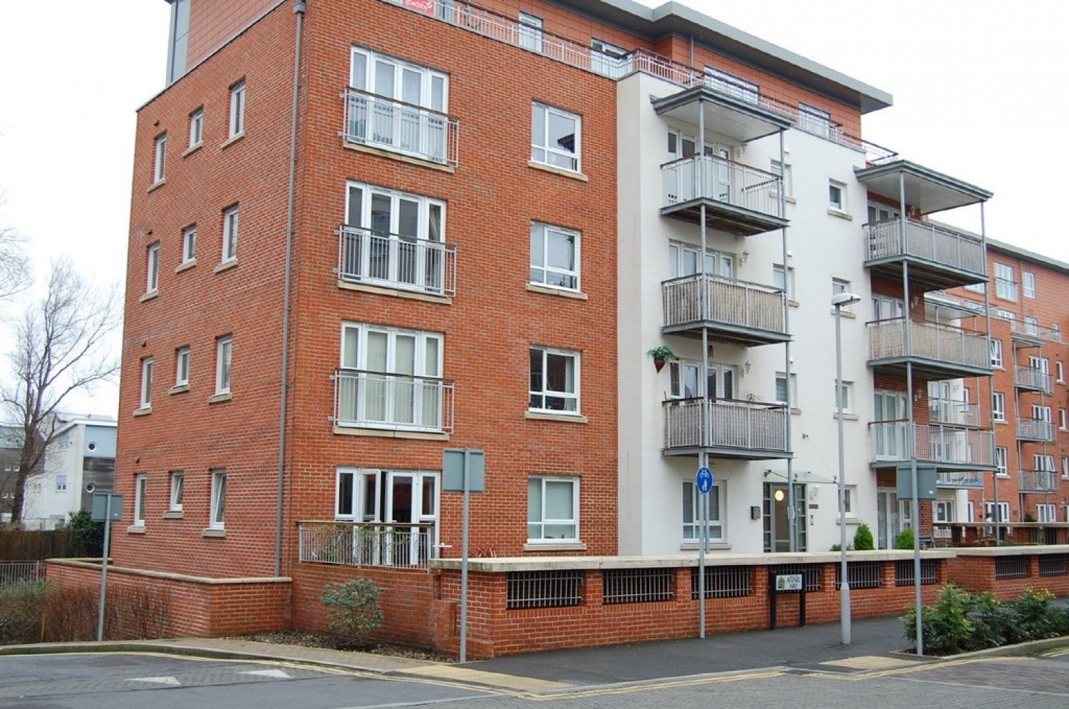 Flat Avenel Way in Poole