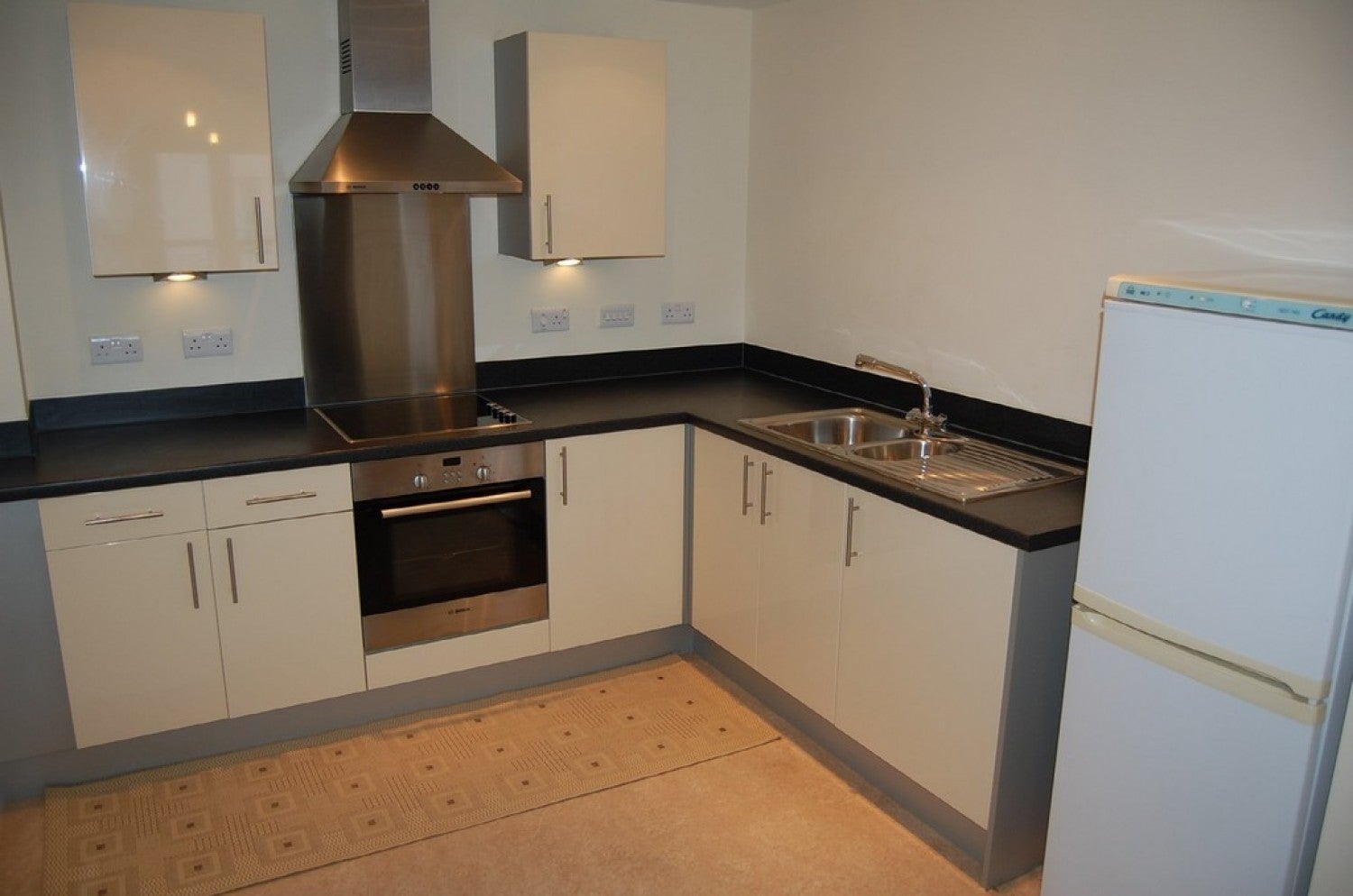 Flat Avenel Way in Poole