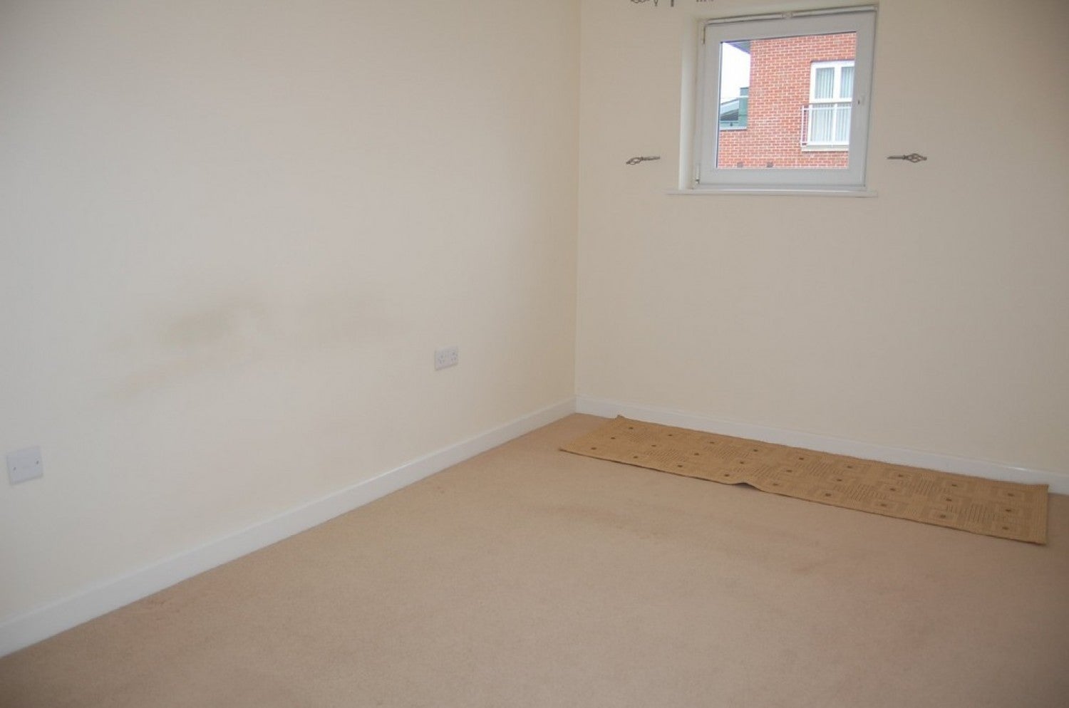 Flat Avenel Way in Poole