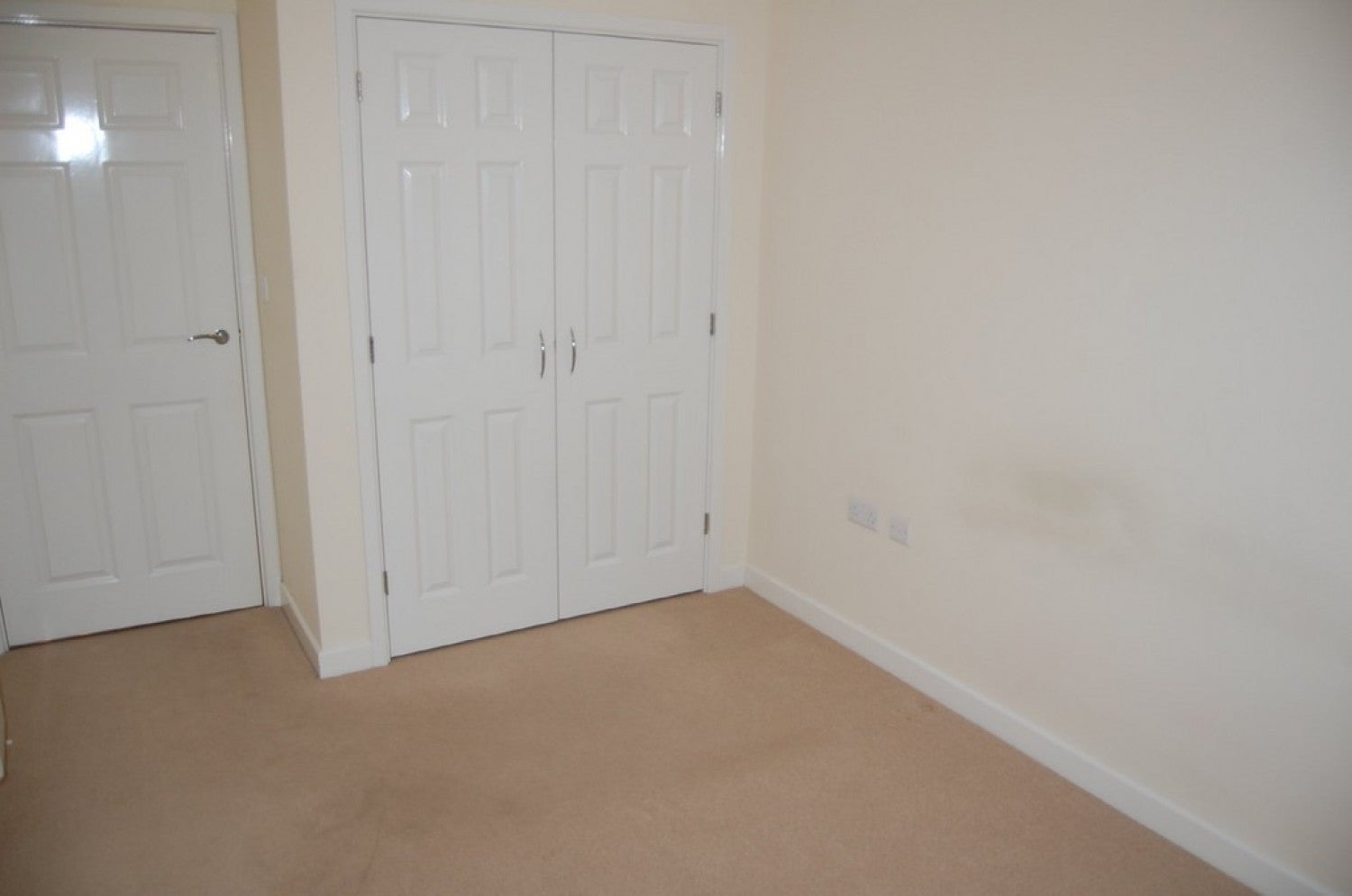 Flat Avenel Way in Poole