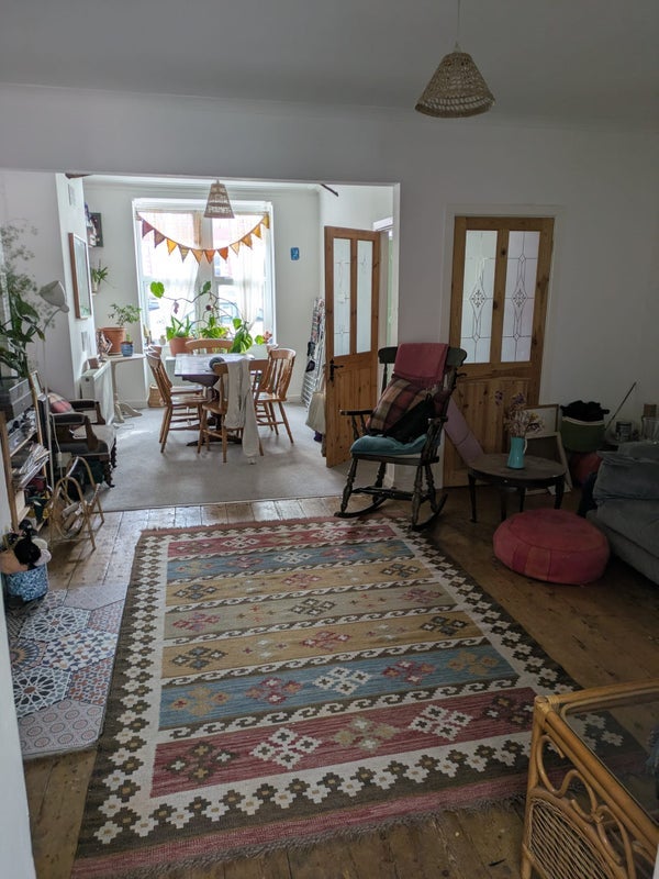 Room Balaclava Road in Bristol