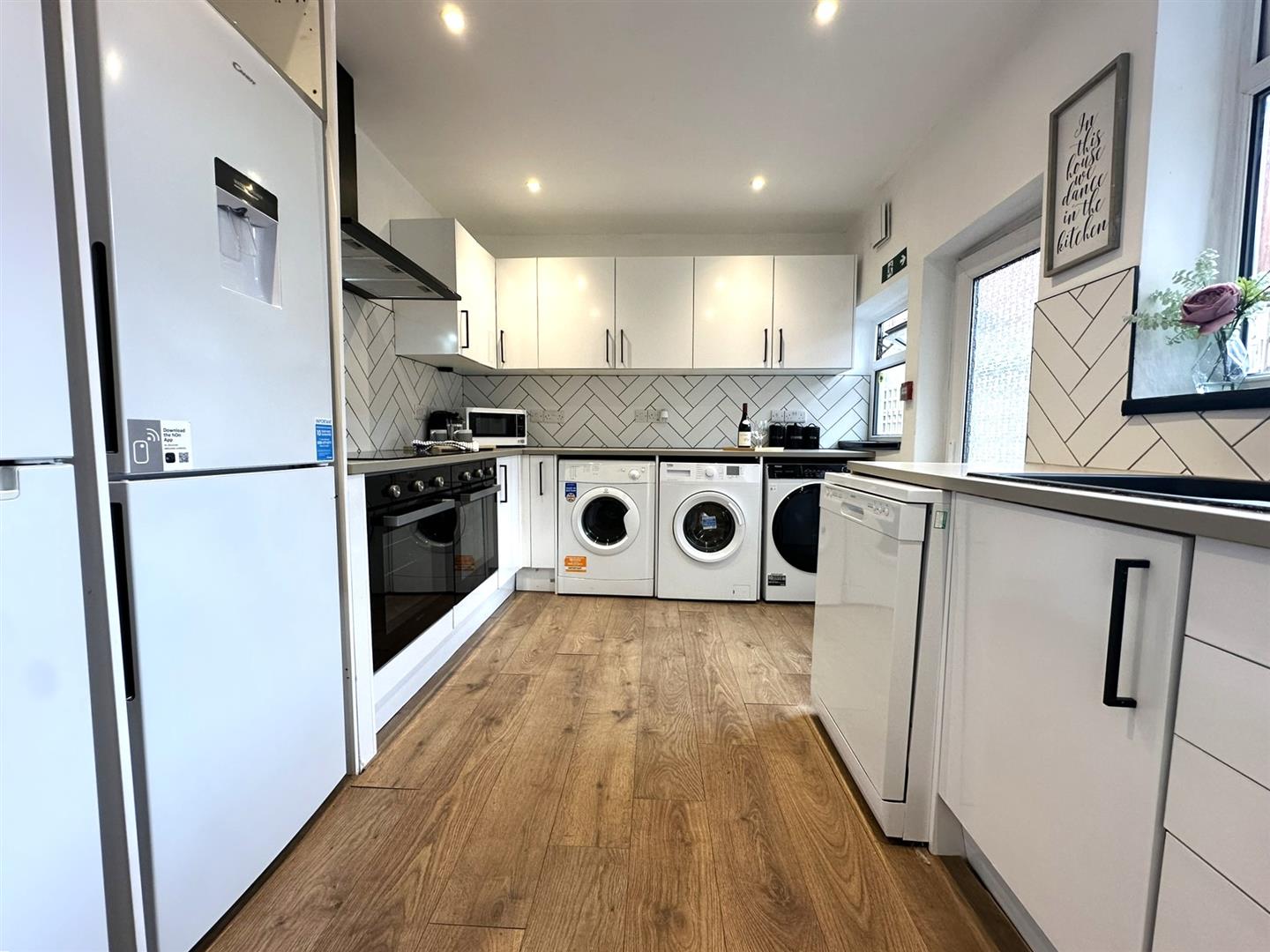 Room Avonvale Road in Bristol