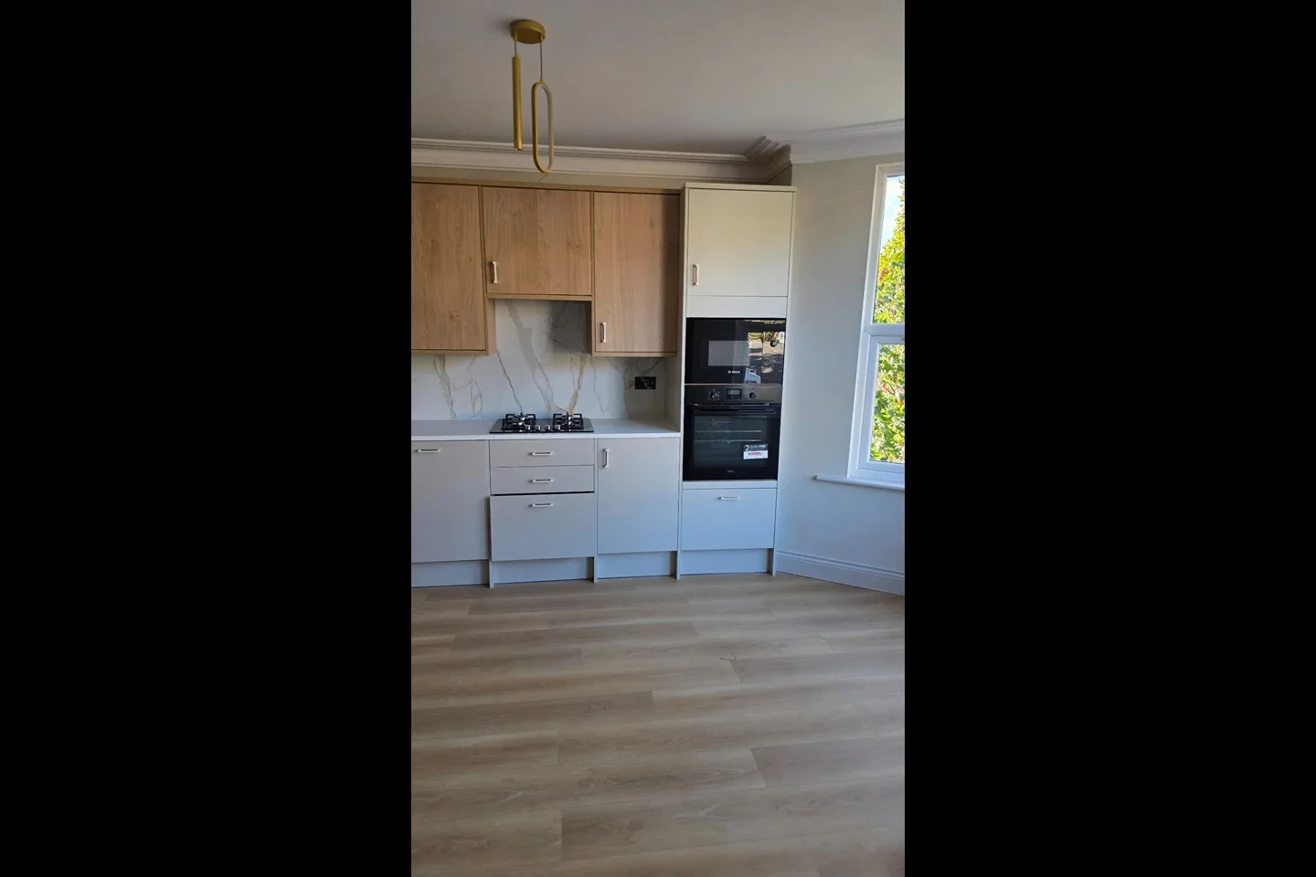 Flat Mountfield Road in Greater London