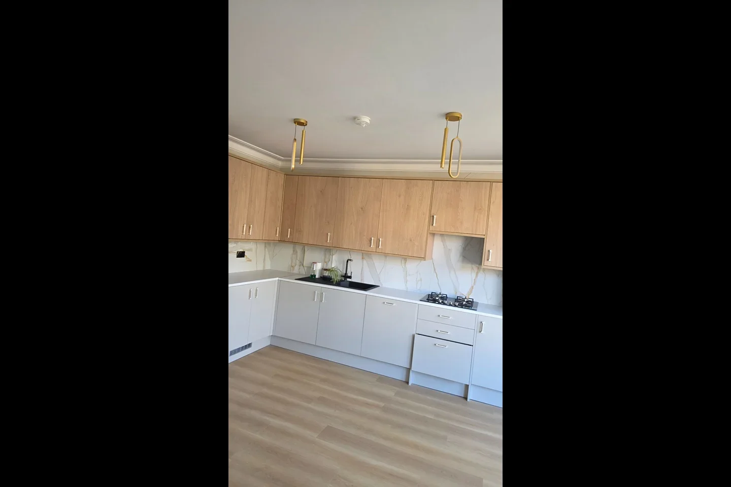 Flat Mountfield Road in Greater London