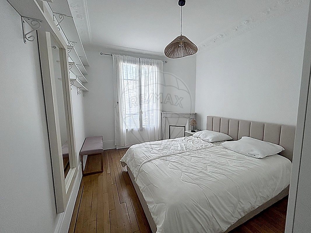 Flat Rue Moslard in Colombes
