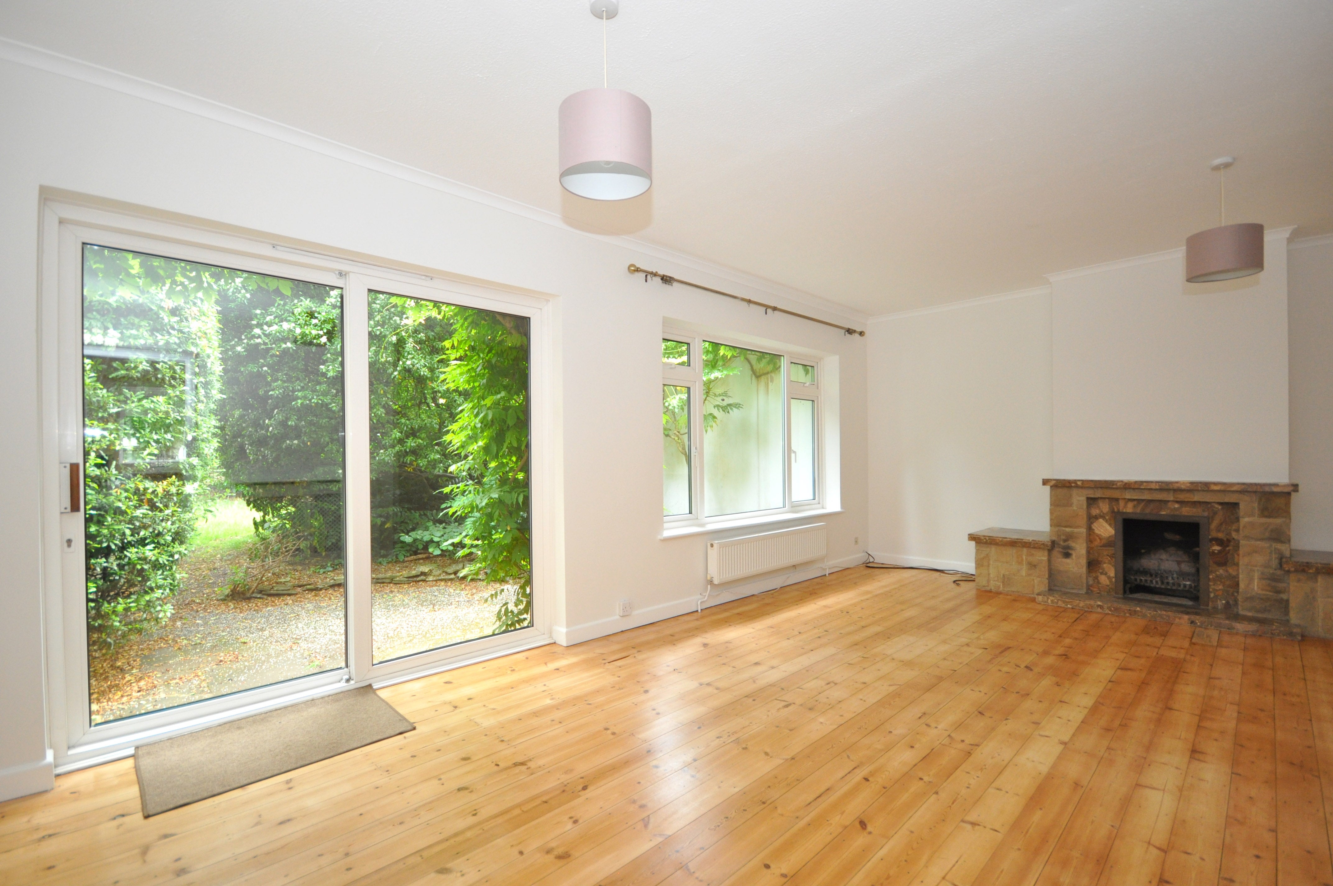 House Vineries Close in Cheltenham