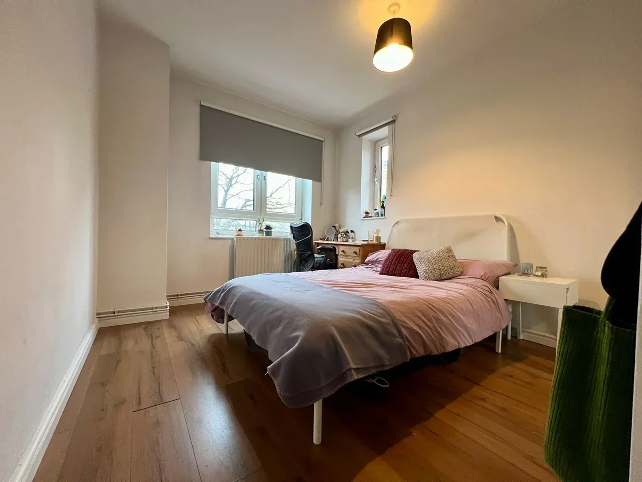 Flat Faulkner Street in Greater London