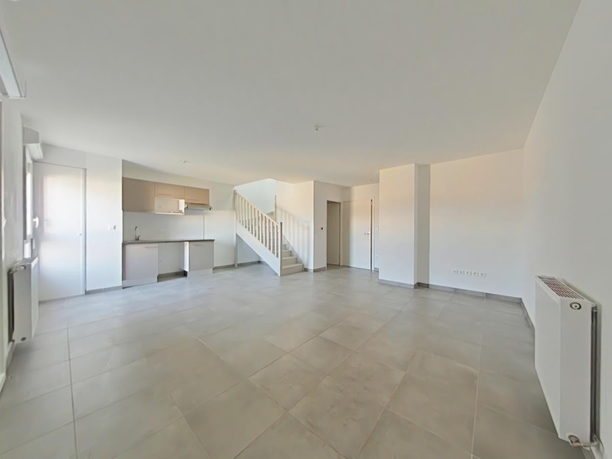 Flat Chemin de Canto-Laouzette in Roques