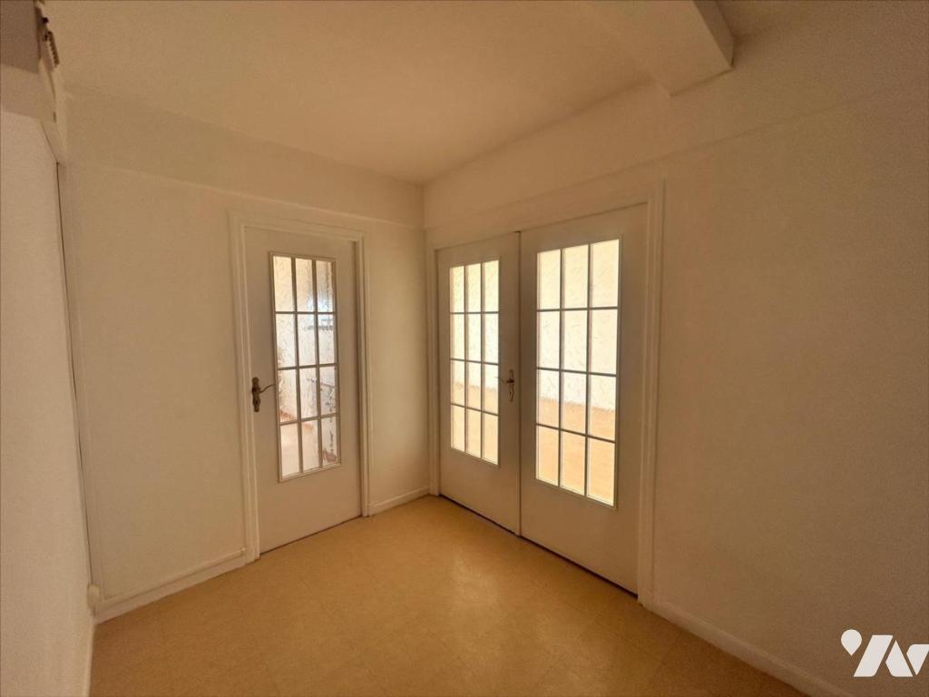 Flat Avenue de Laon in Reims