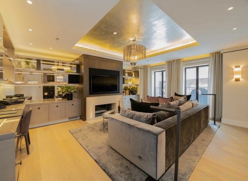 Flat Arlington Street in City of Westminster