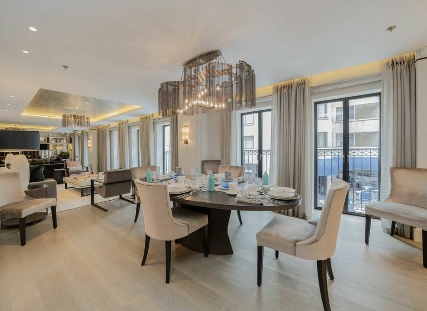 Flat Arlington Street in City of Westminster