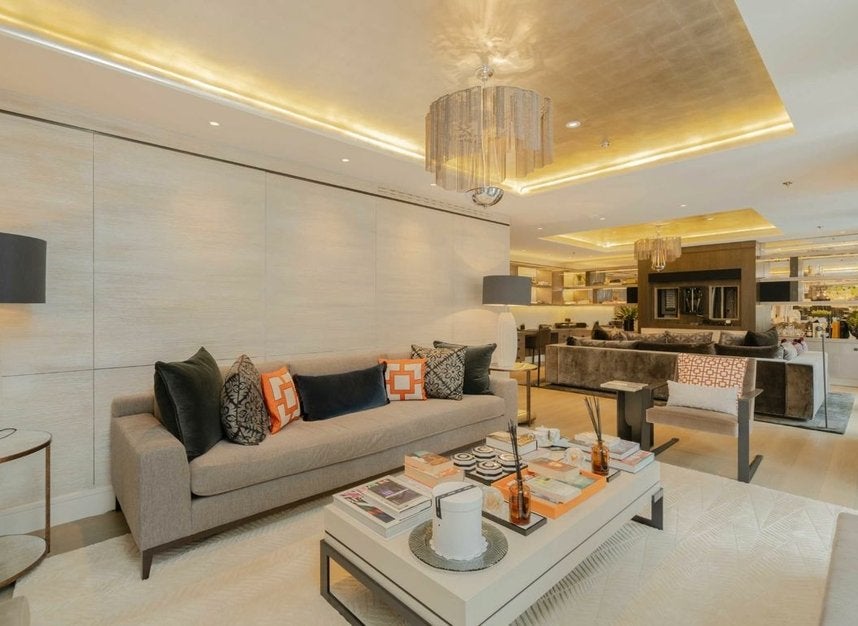 Flat Arlington Street in City of Westminster