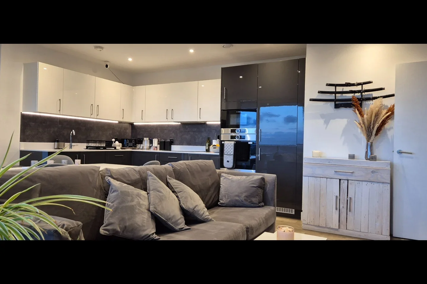 Room Beck Square in Greater London