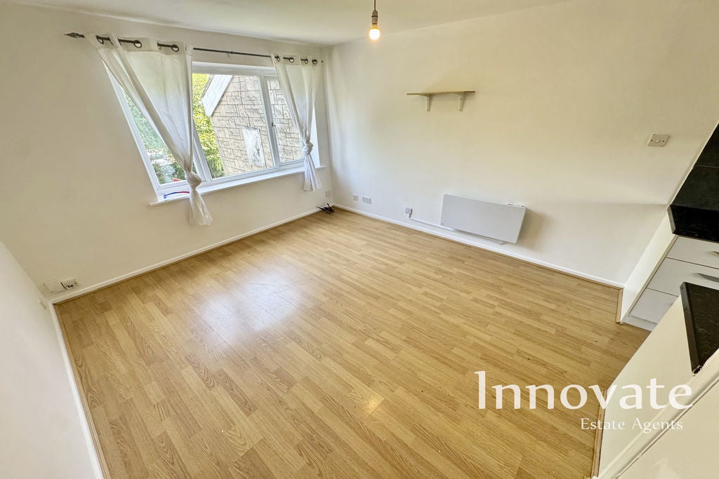 Flat Ascot Walk in Sandwell