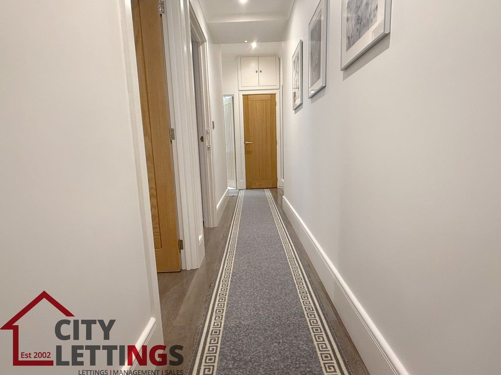 Flat Gedling Grove in Nottingham