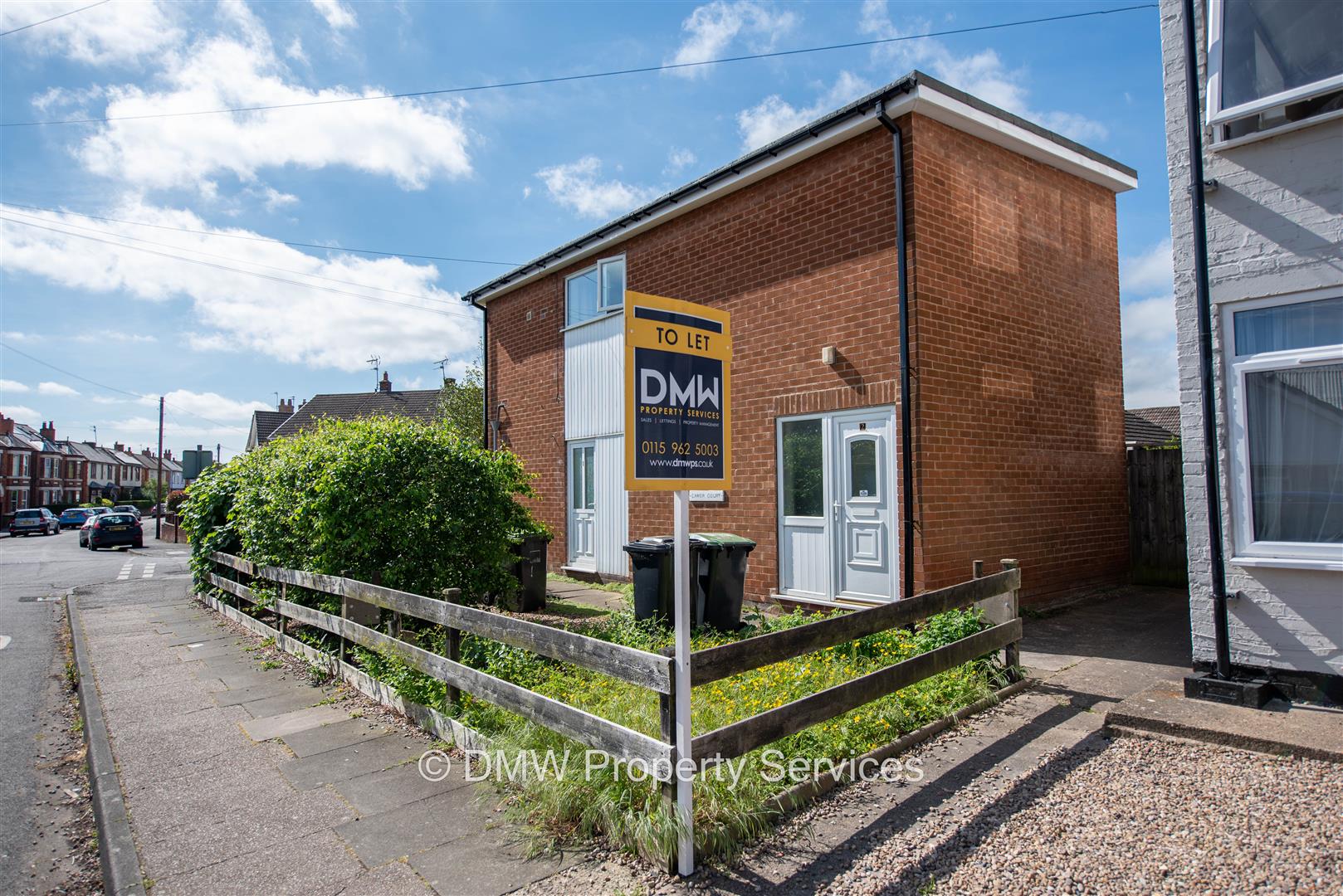 Flat Waverley Avenue in Nottingham