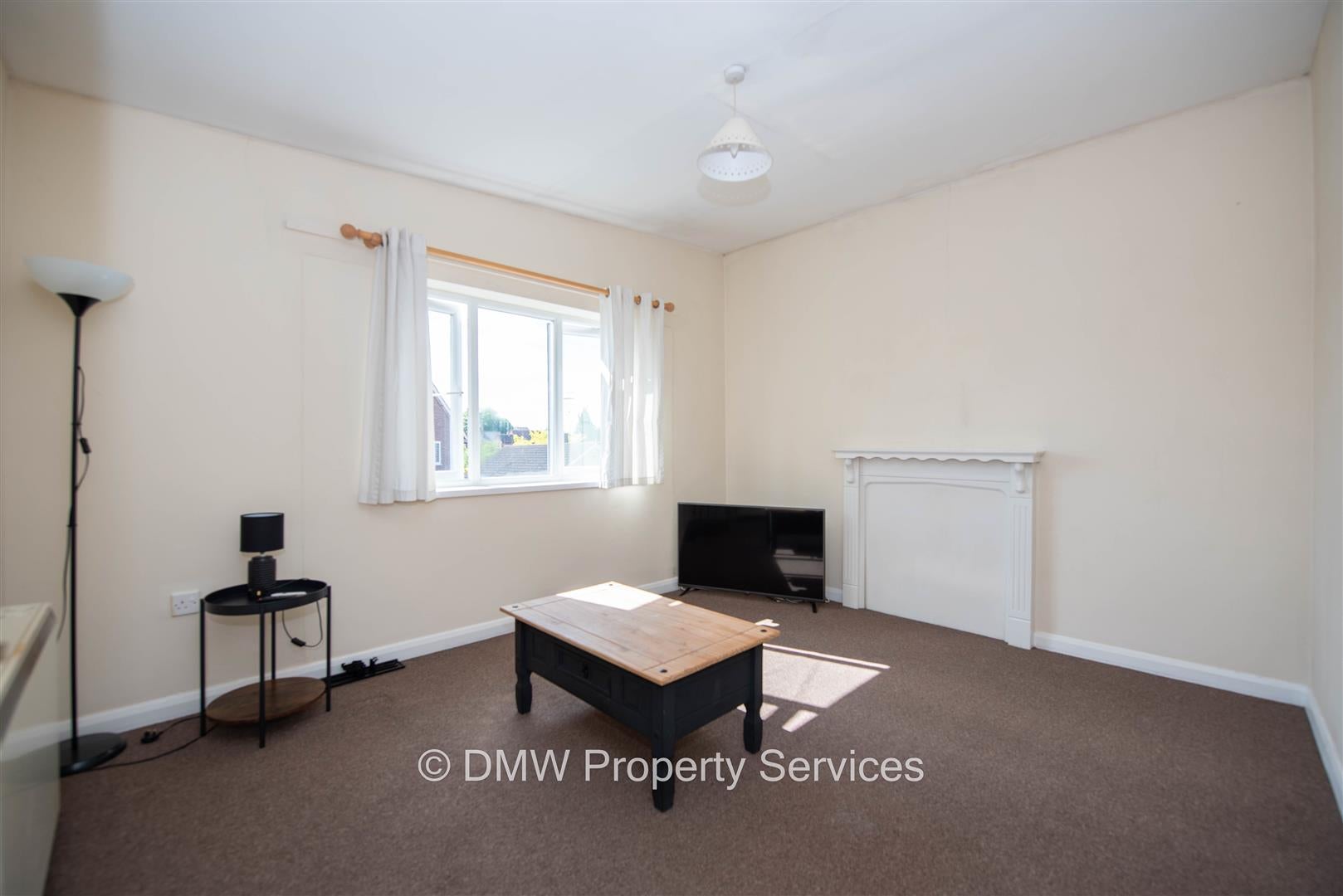 Flat Waverley Avenue in Nottingham
