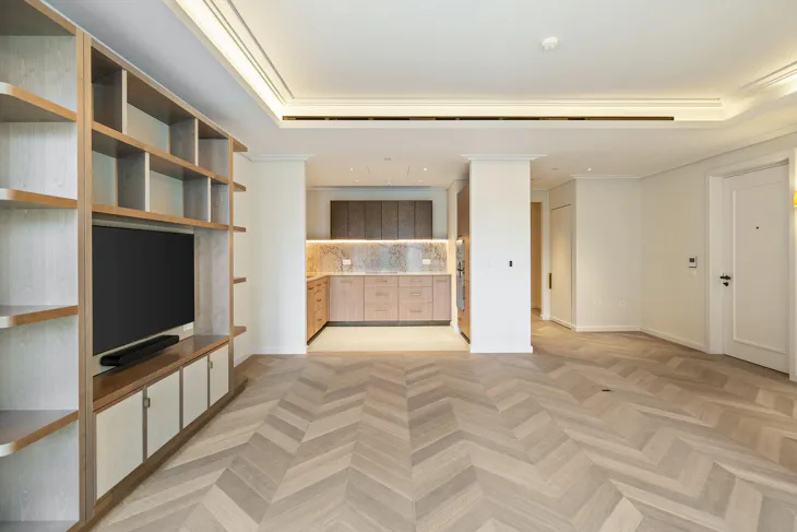 Flat Basil Street in Greater London