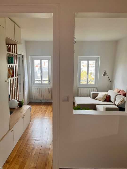 Flat Rue de Charenton in Paris