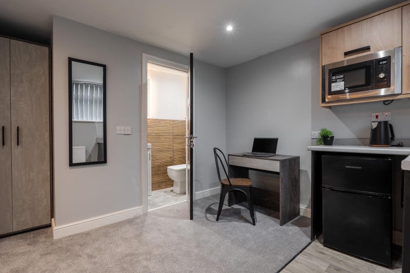 Room Crab Street in St Helens