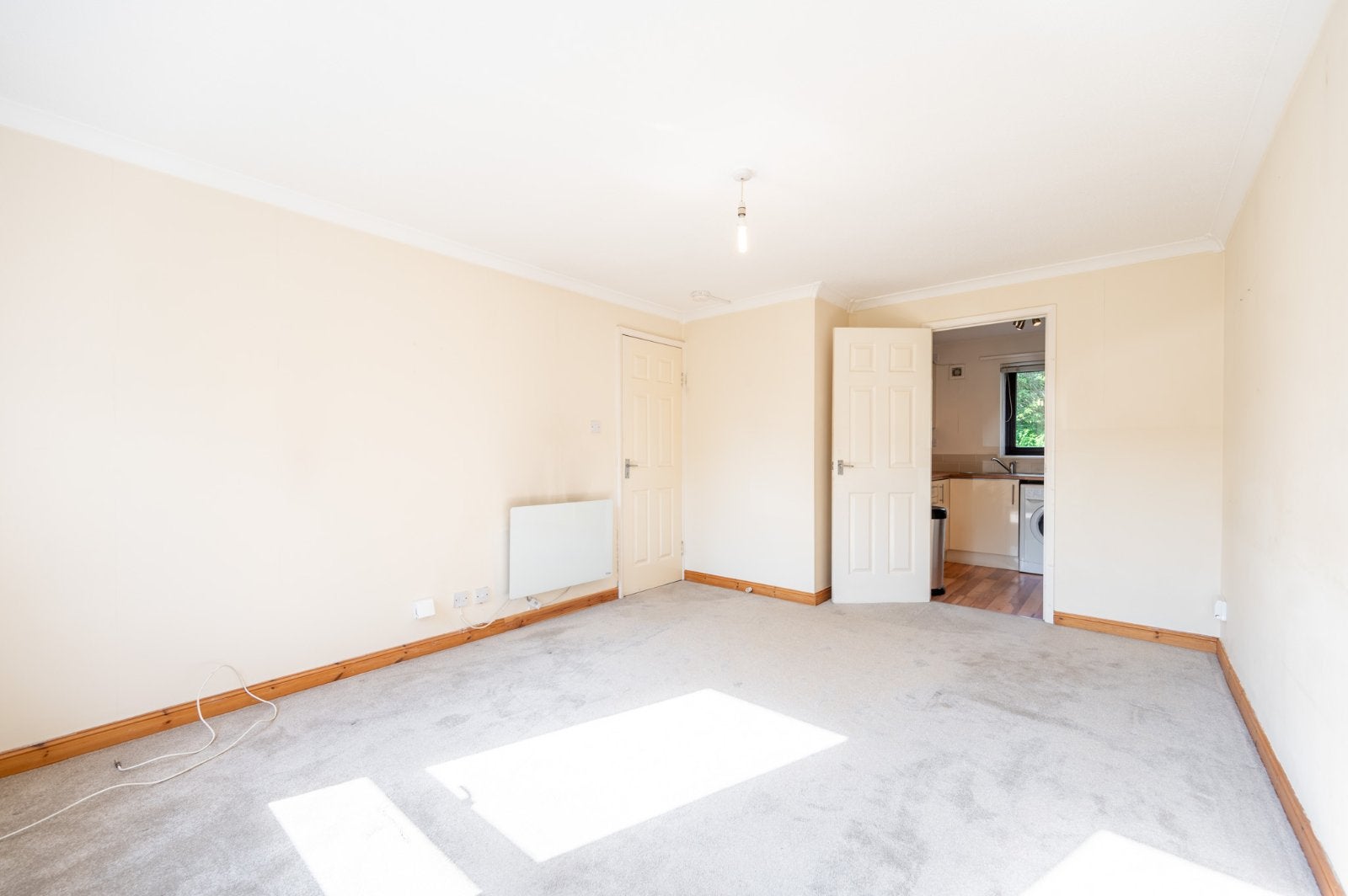 Flat Caird Gardens in Hamilton