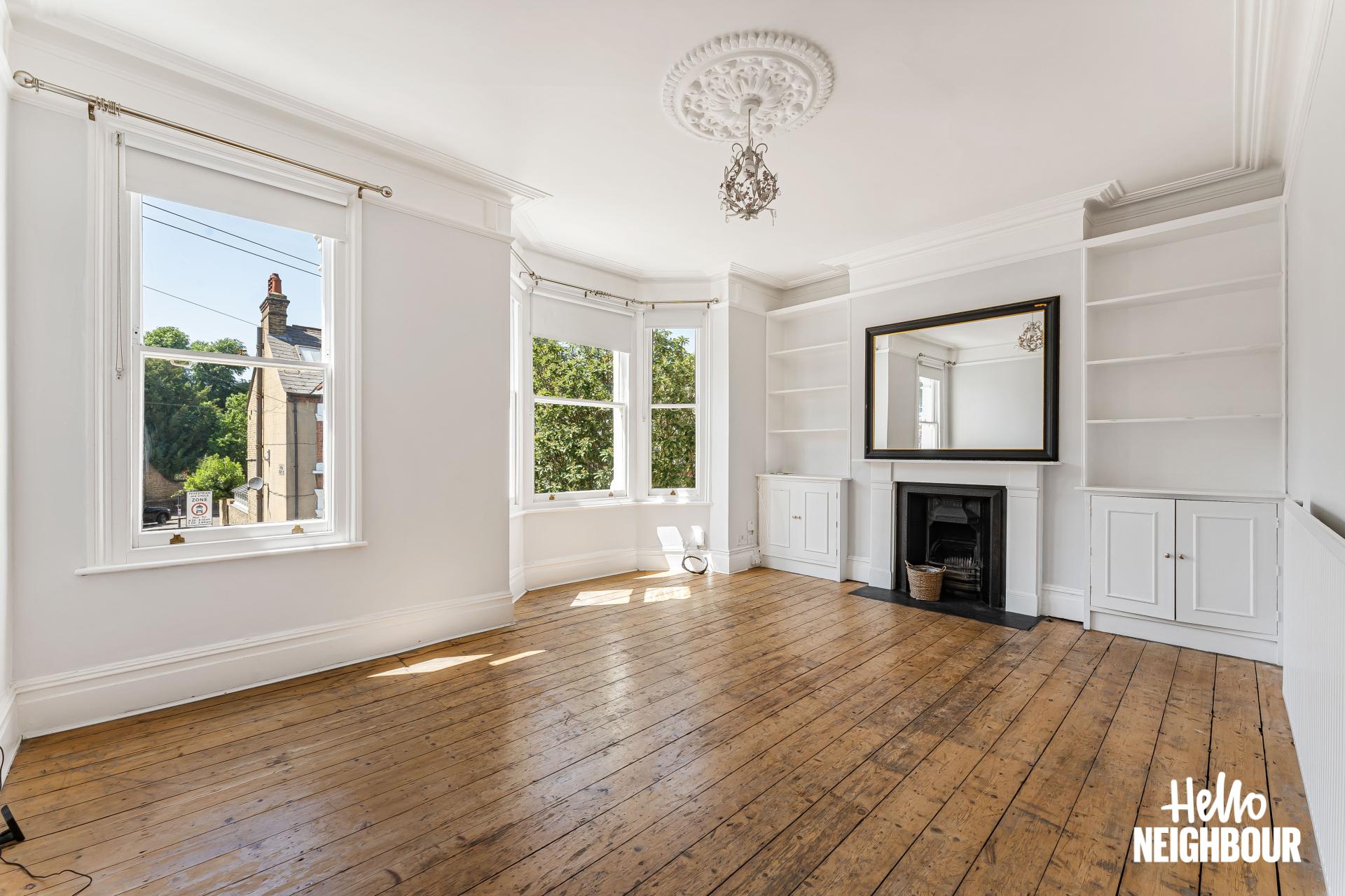 House Tregarvon Road in Greater London