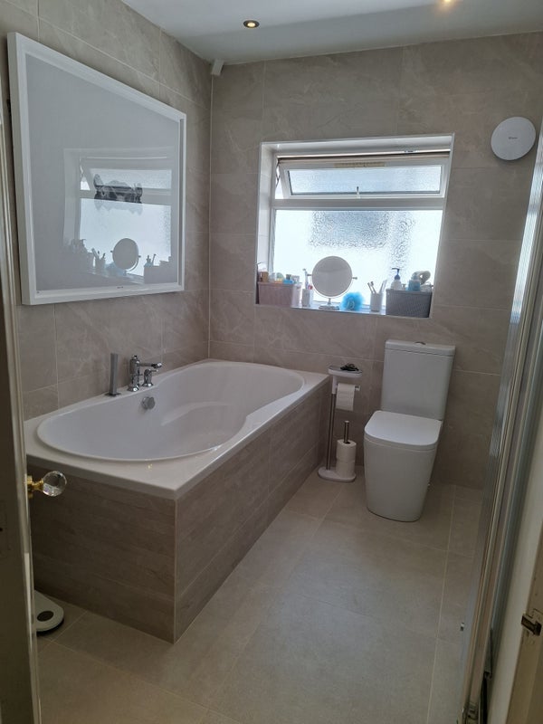 Room Marsh Lane in Metropolitan Borough of Solihull